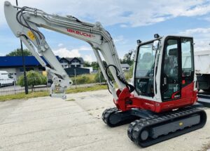 2023 Takeuchi TB250-2 excavator - 5 ton